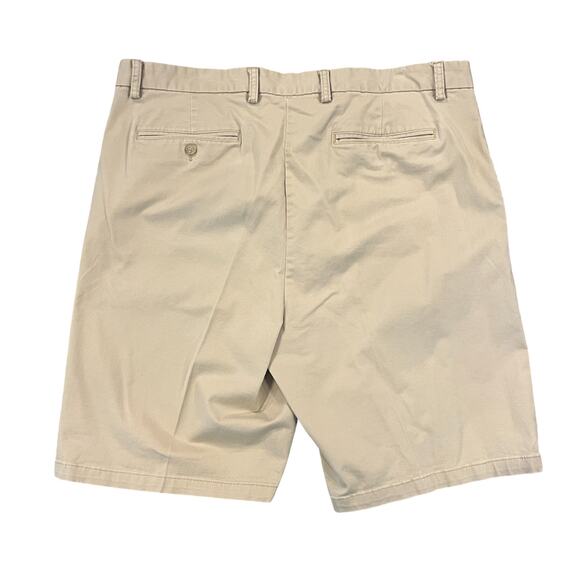 Old Navy Men's Khaki/Tan Ultimate Slim Shorts - SIZE 40 - Picture 2 of 9